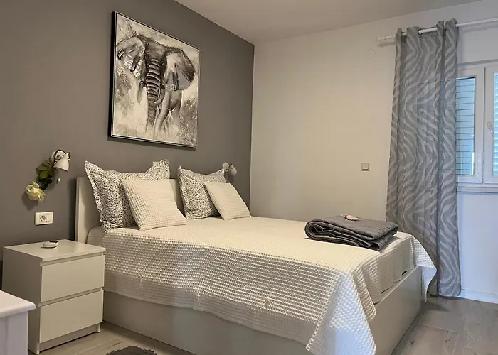 Nera Apartamento Makarska